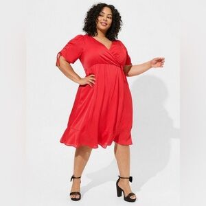 NWT Torrid Midi Dobby Satin Surplice Wrap Red Dress Size 4